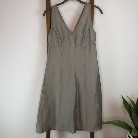 Club Monaco Dresses & Skirts - 𝅺CLUB Monaco taupe silk and linen A Line dress size 0